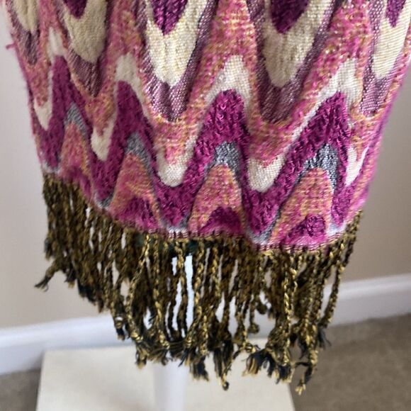 Flamestitch Pattern Neck Scarf - Picture 3 of 5